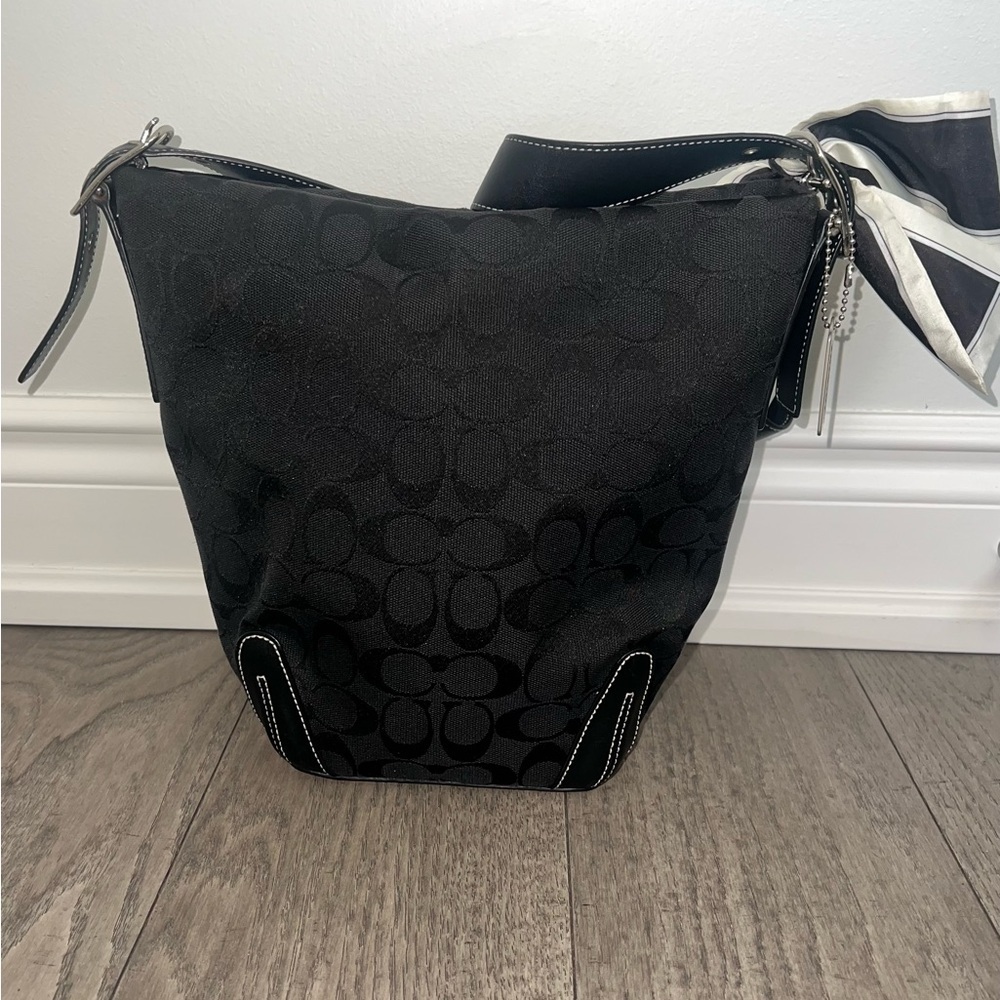 ✨ Host Pick ✨ Coach Black Signature Shoulder Bag - Picture 6 of 11
